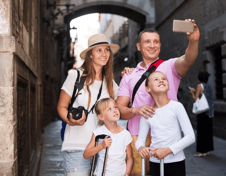 staying safe while traveling as a family